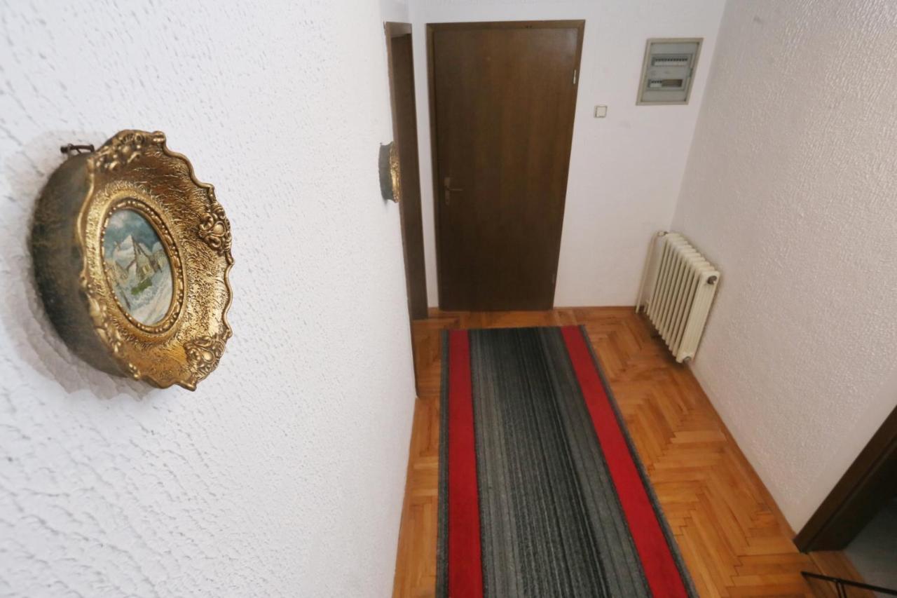 Ferienwohnung Apartman Felix Laktaši Exterior foto