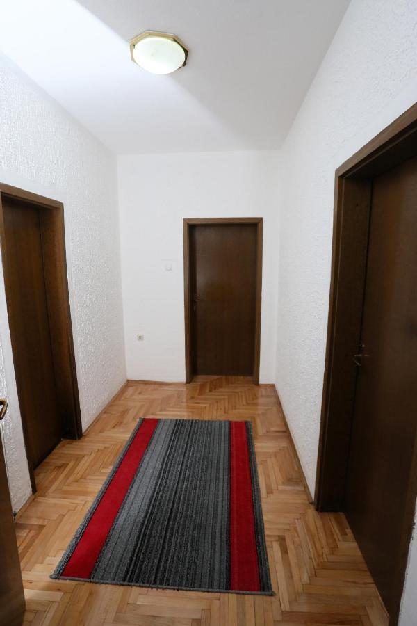 Ferienwohnung Apartman Felix Laktaši Exterior foto